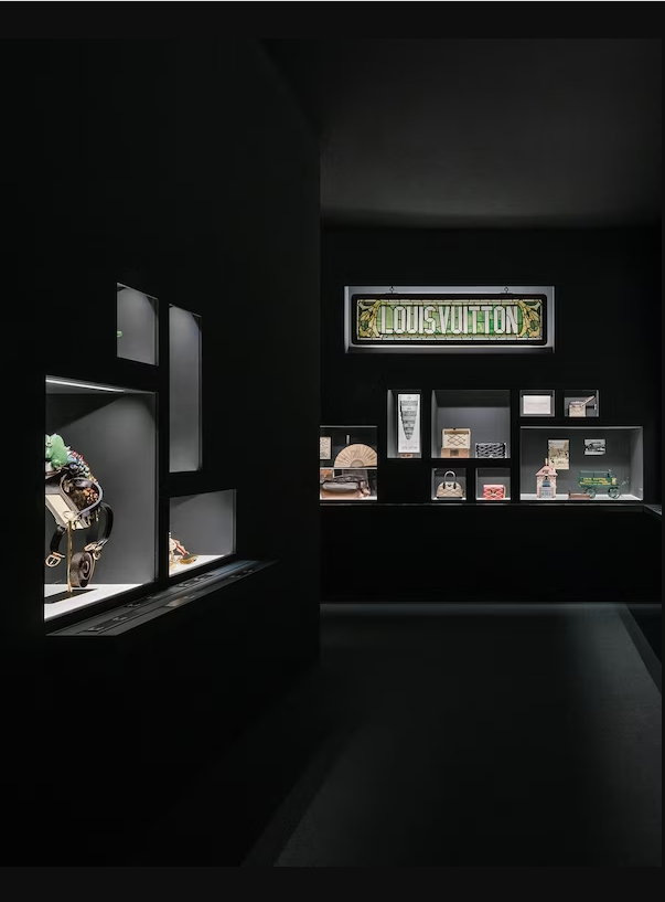 Exposition La Malle Courrier de Louis VUITTON